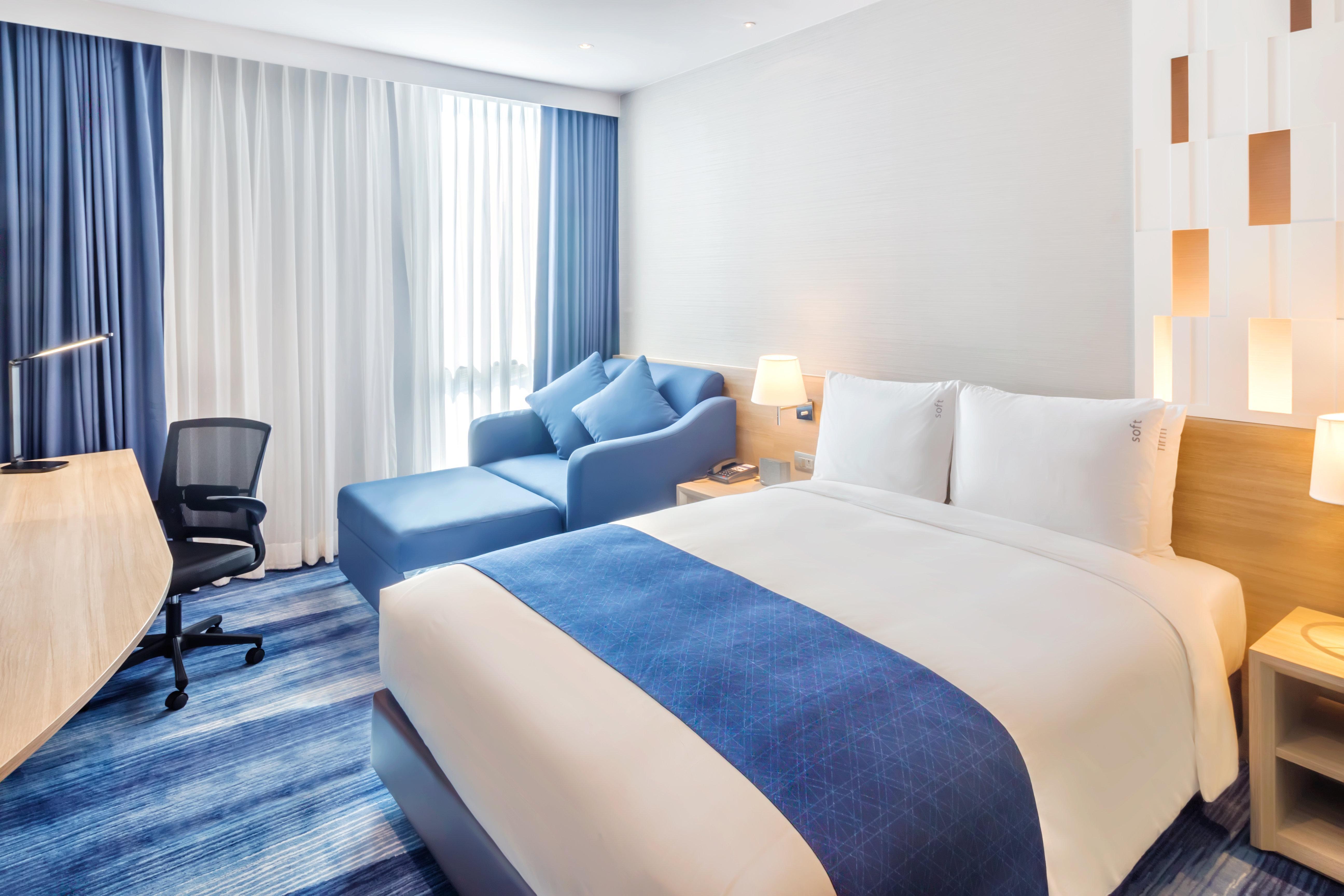 Holiday Inn Express Bangkok Soi Soonvijai By Ihg Luaran gambar